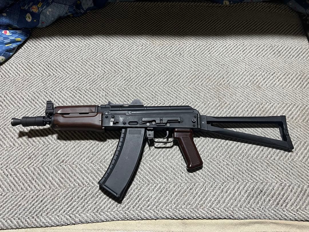 家*品様 KSC AKS74U ガスガン　スリングつき　中古