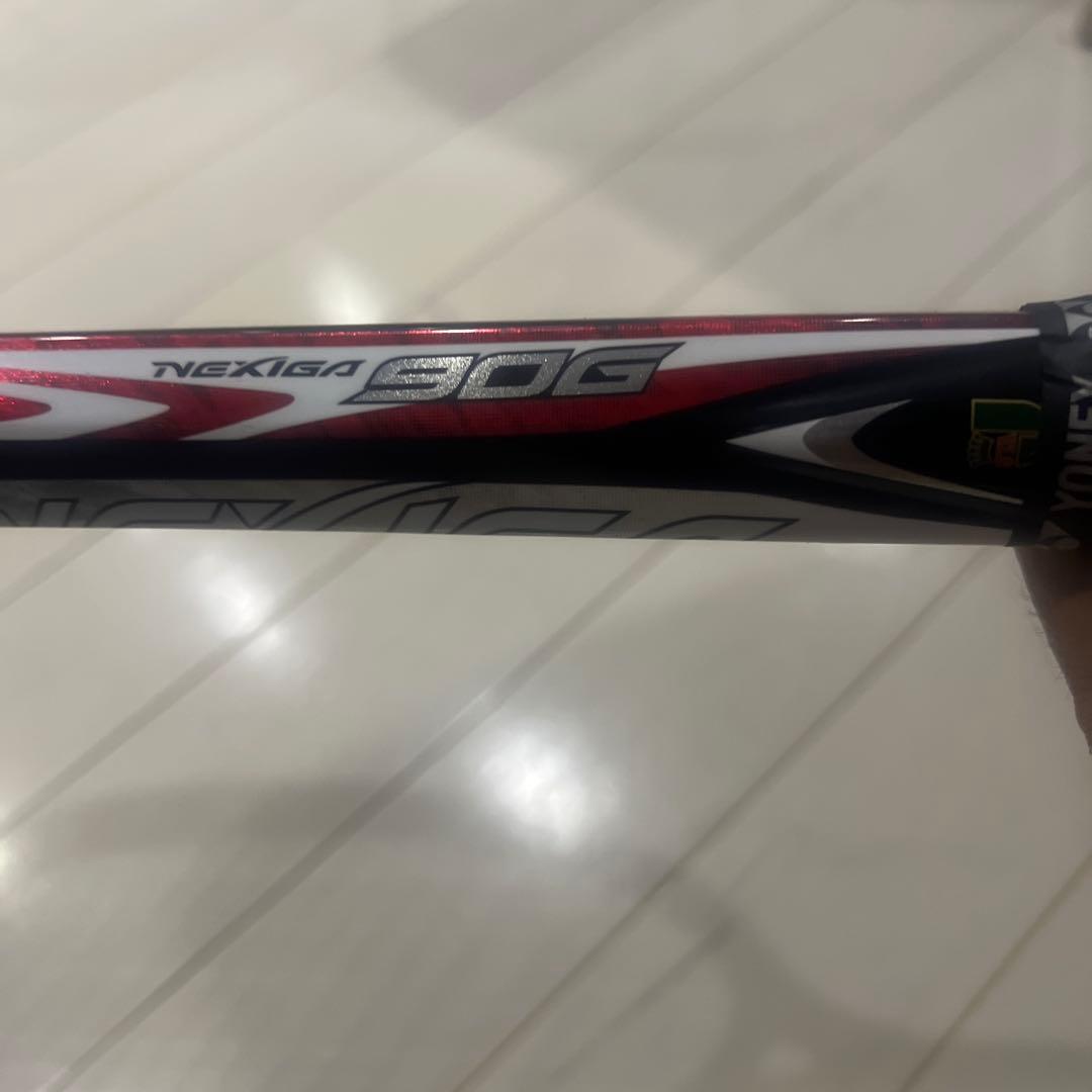 NEXiGA 90G テニスラケット