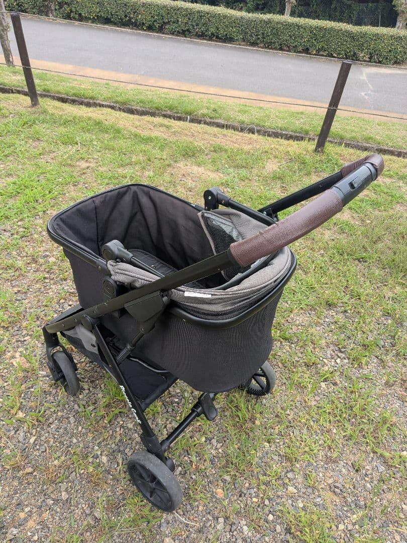 ピッコロカーネ　犬用カート