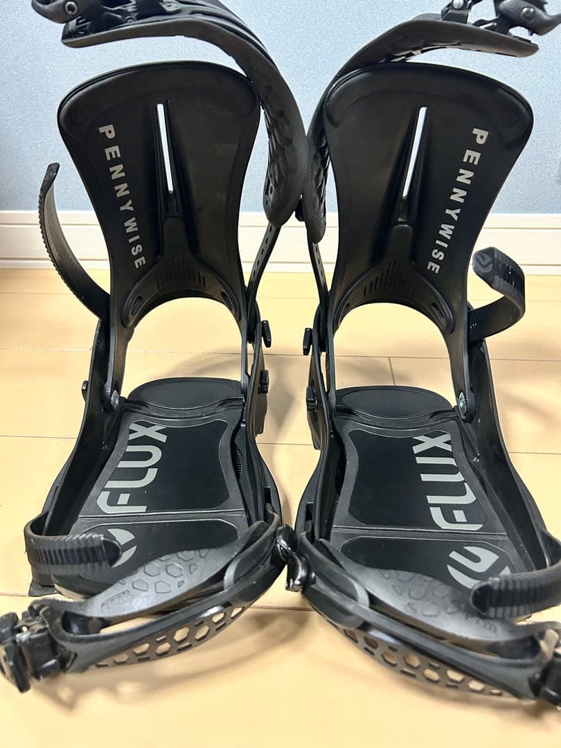 Flux ビンディング Mサイズ Pennywiseモデル