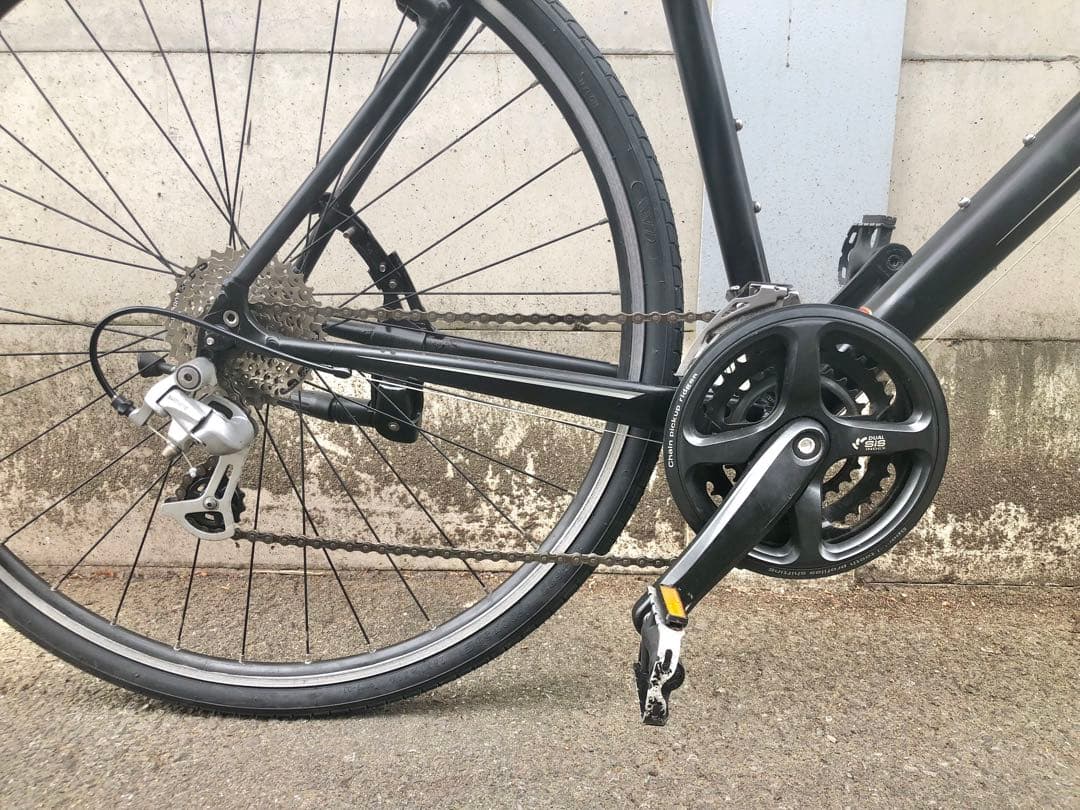 【1点傷だが極美品】スペシャライズド　シラス　24速　クロスバイク　CT570