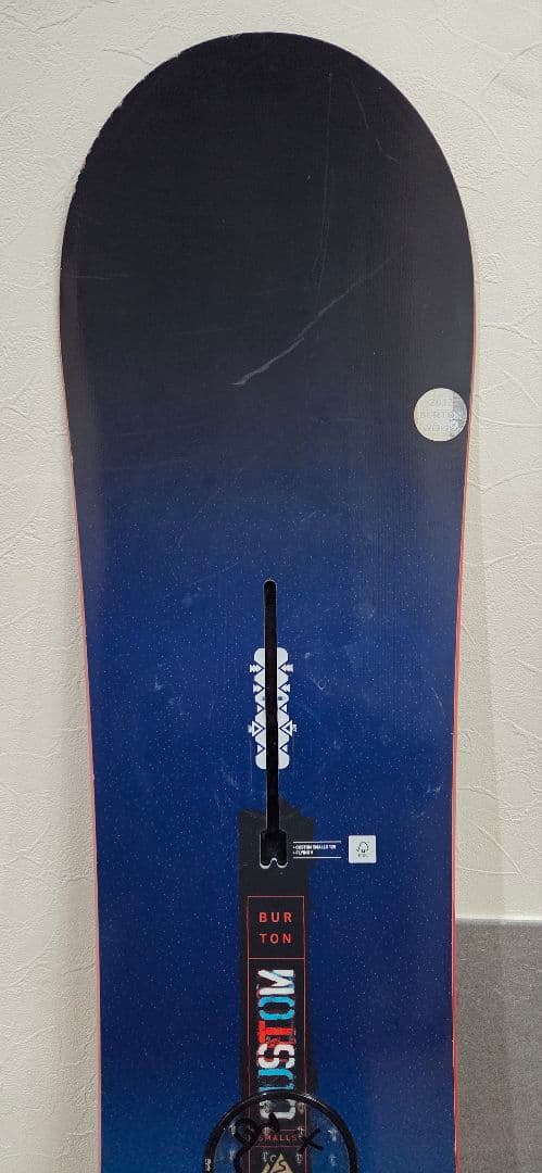 Burton custom small 125 flying-V ②