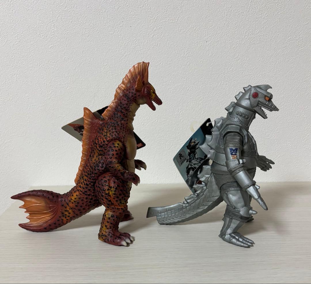 メカゴジラ1975 & チタノザウルス 2002年製　ゴジラ の逆襲　バンダイ