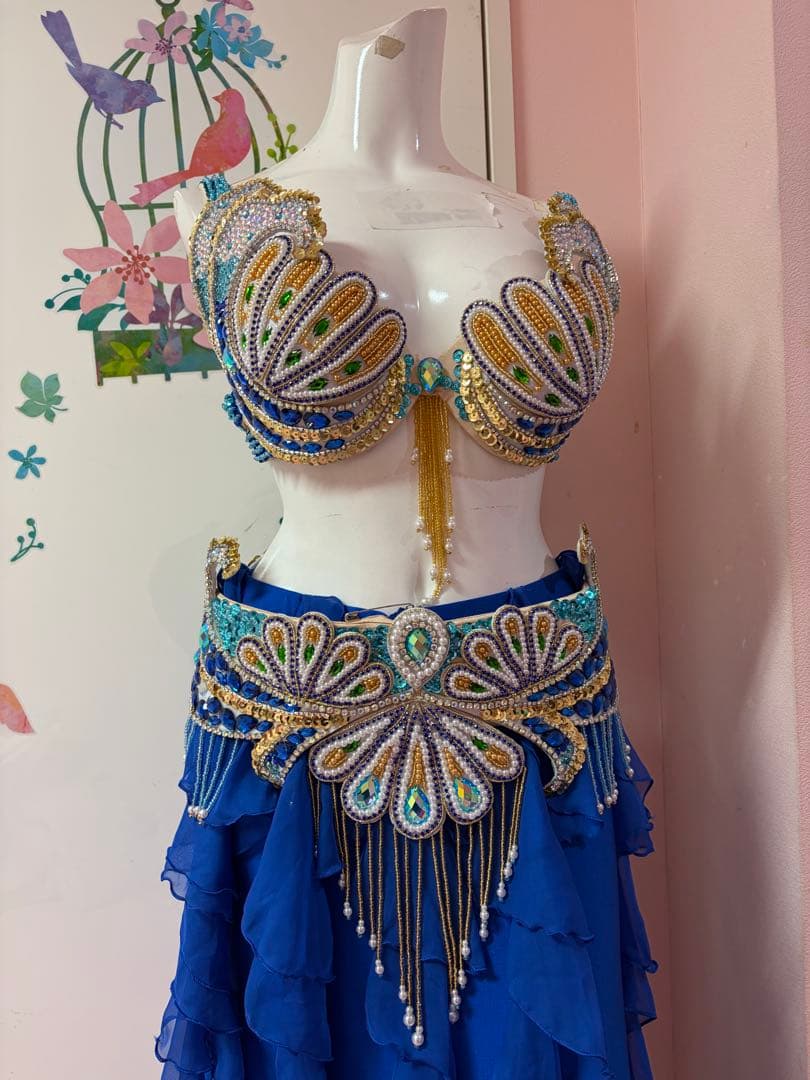 アリエル　キラキラ青い貝殻ブラベリーダンスセットアップ