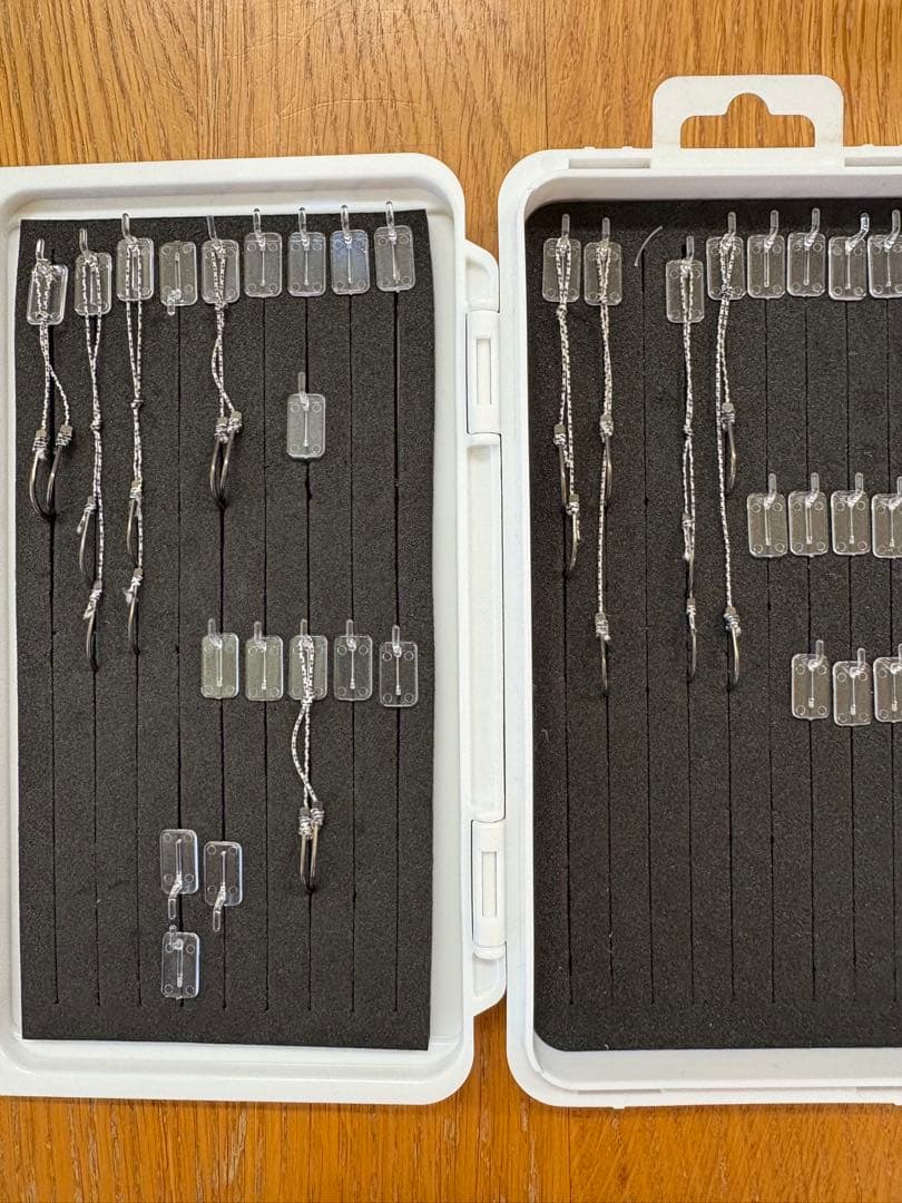 ビンビンスイッチtg 14個、フック、スカート、キャップセット