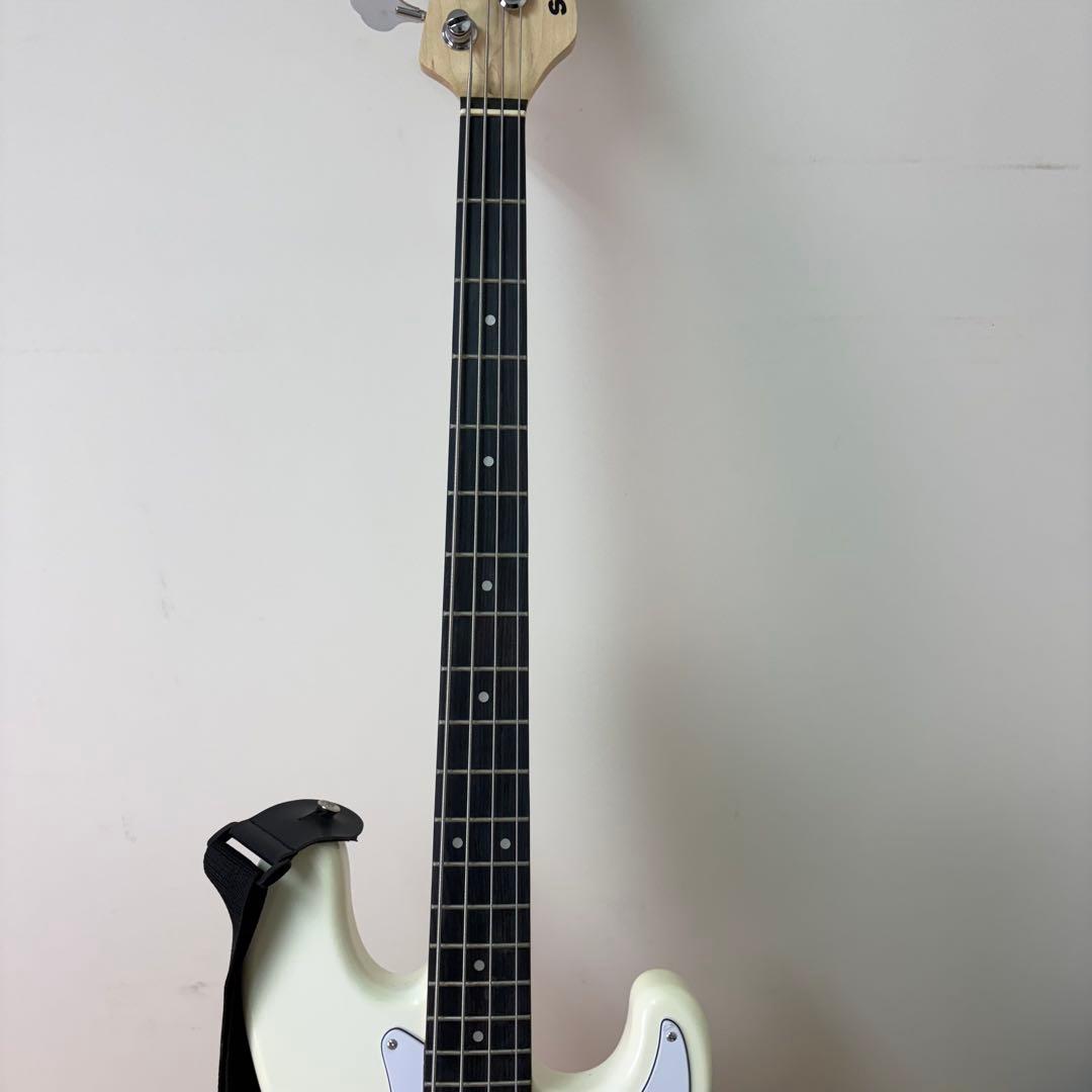 SELDER エレキベース ホワイト
