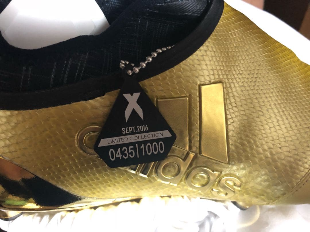 サッカースパイク希少清武弘嗣サイン 世界1000足限定品