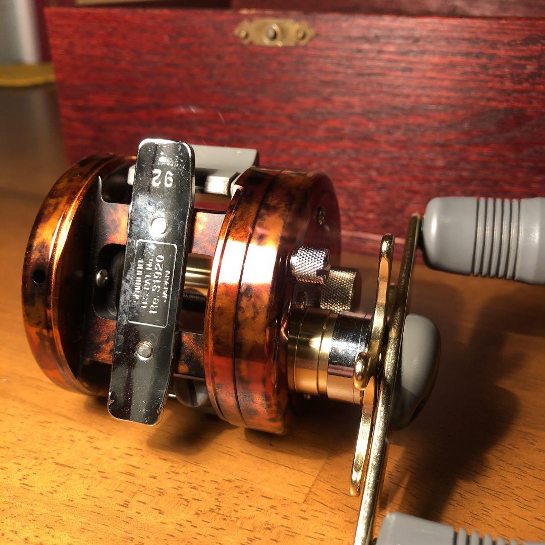 限定 シマノ カルカッタ