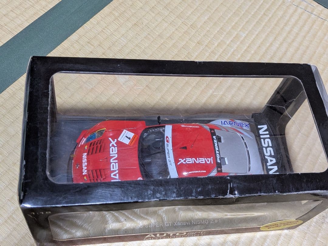 Nissan Xanavi NISMO 1/18 モデルカー