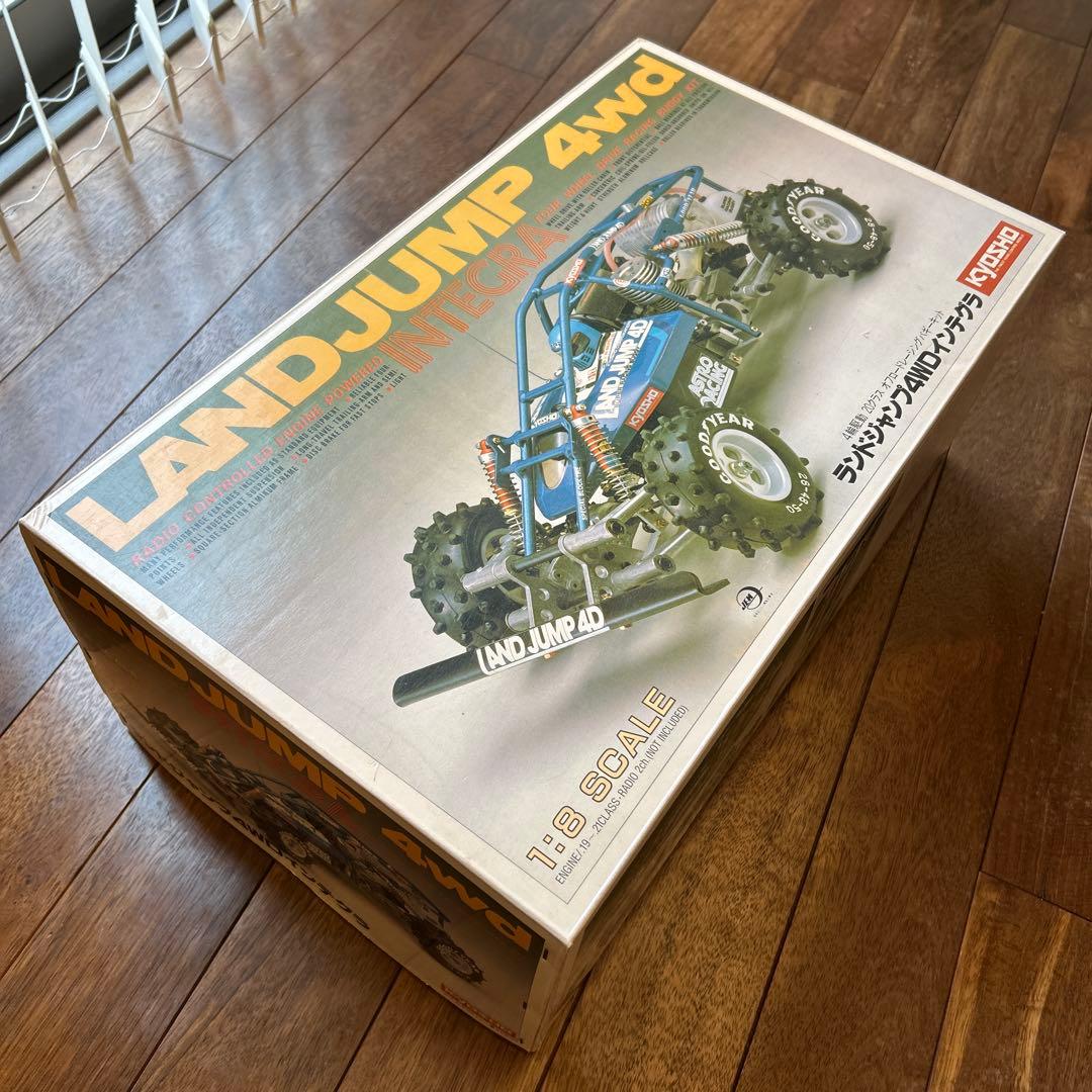 ランドジャンプ 4WD インテグラ 1:8スケール 未走行