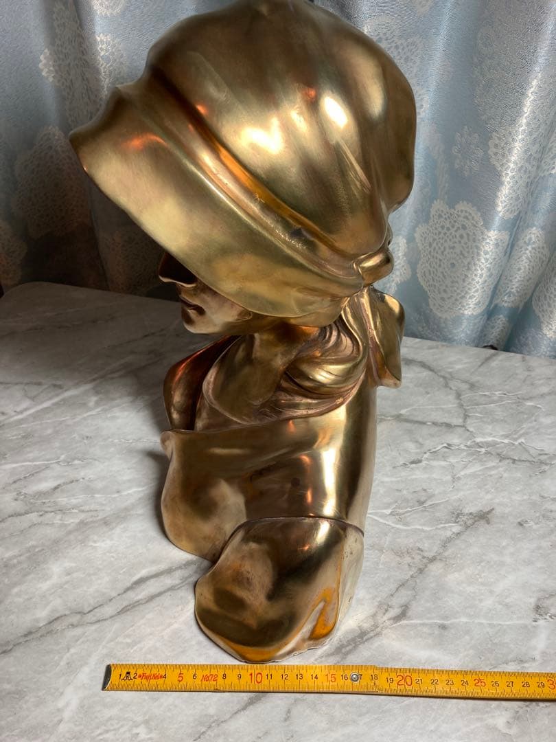 A.GORI　 真鍮製　女性胸像