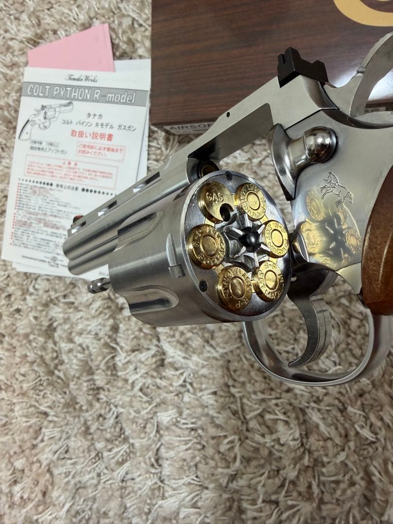 タナカワークス コルトパイソン ステンレスフィニッシュ6インチ ガスリボルバー