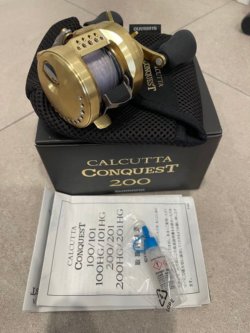 SHIMANO 21CALCUTTA CONQUEST 200 右ハンドル