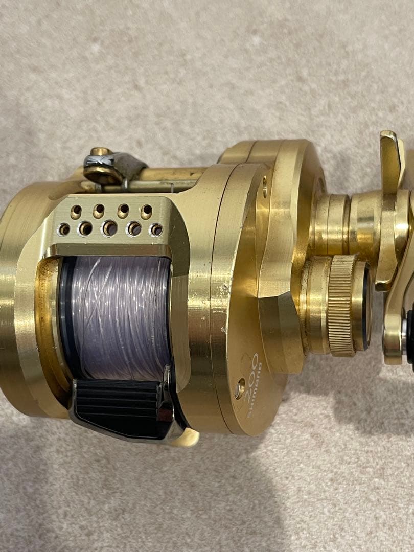 SHIMANO 21CALCUTTA CONQUEST 200 右ハンドル