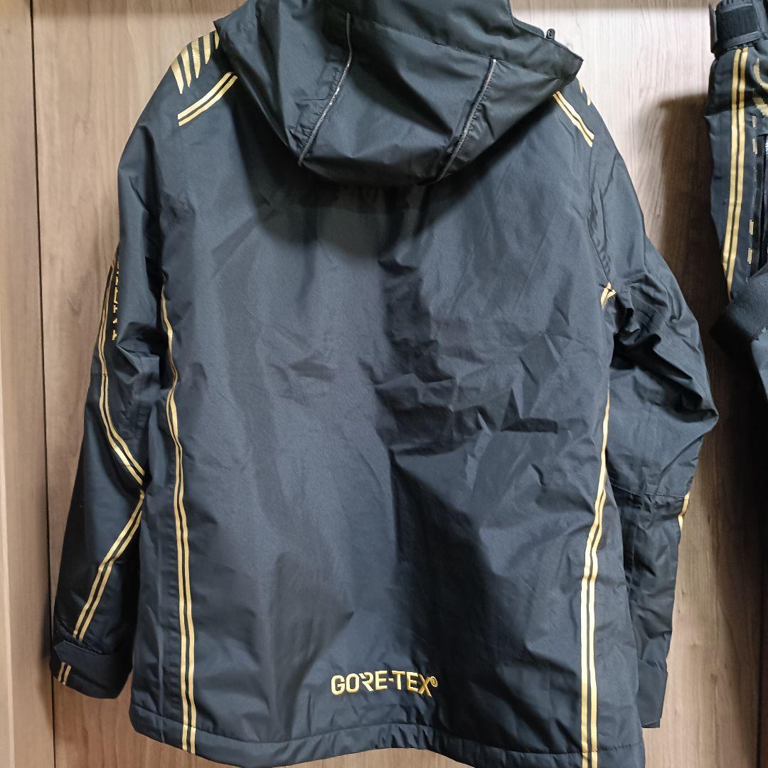 ダイワ トーナメント防寒着 フィッシングスーツ【新品未使用】