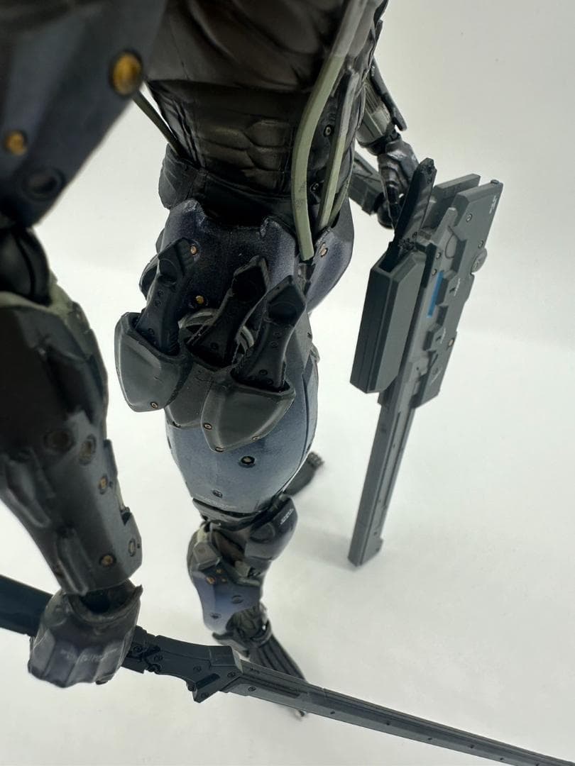 メタルギアソリッド 雷電 1/8　フィギュア