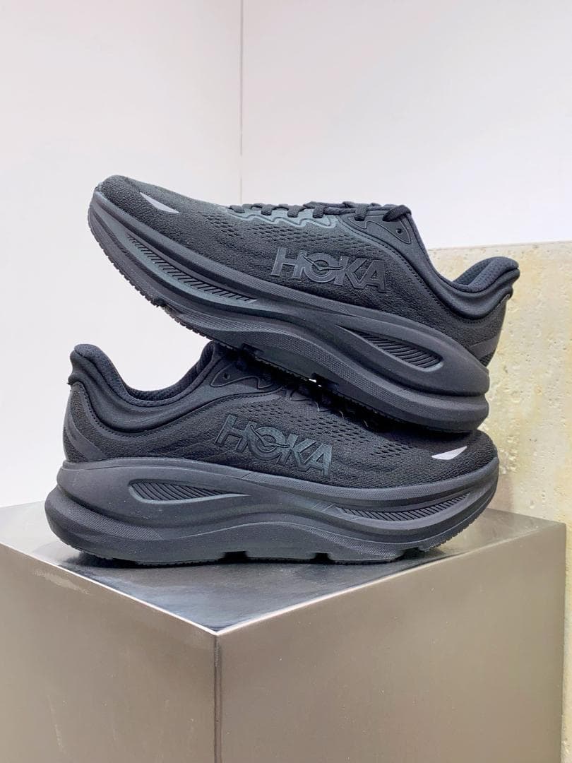 HOKA ONE ONE Bondi 9 （ブラック） スニーカー 23.5cm