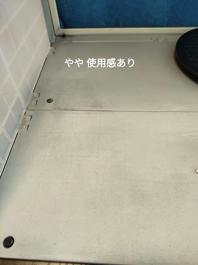 塗装ブース ホワイト/ブルー 回転台付き　欠品なし