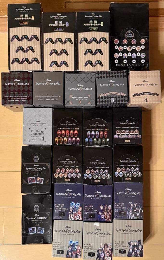 ツイステッドワンダーランド　トレーディング缶バッジ　BOX 未開封 24ボックス