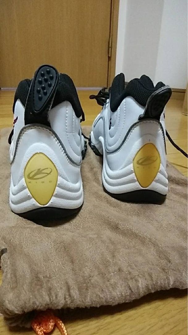 ナイキ ZOOM AIR KID ホワイト/ブラック 30㎝ 新品未使用