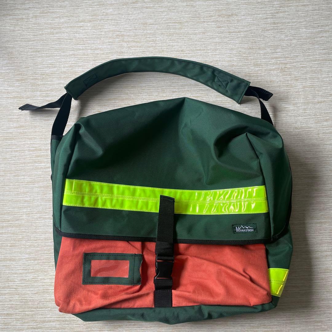 Manastash ショルダーバッグ　メッセンジャーバッグ 緑/オレンジ