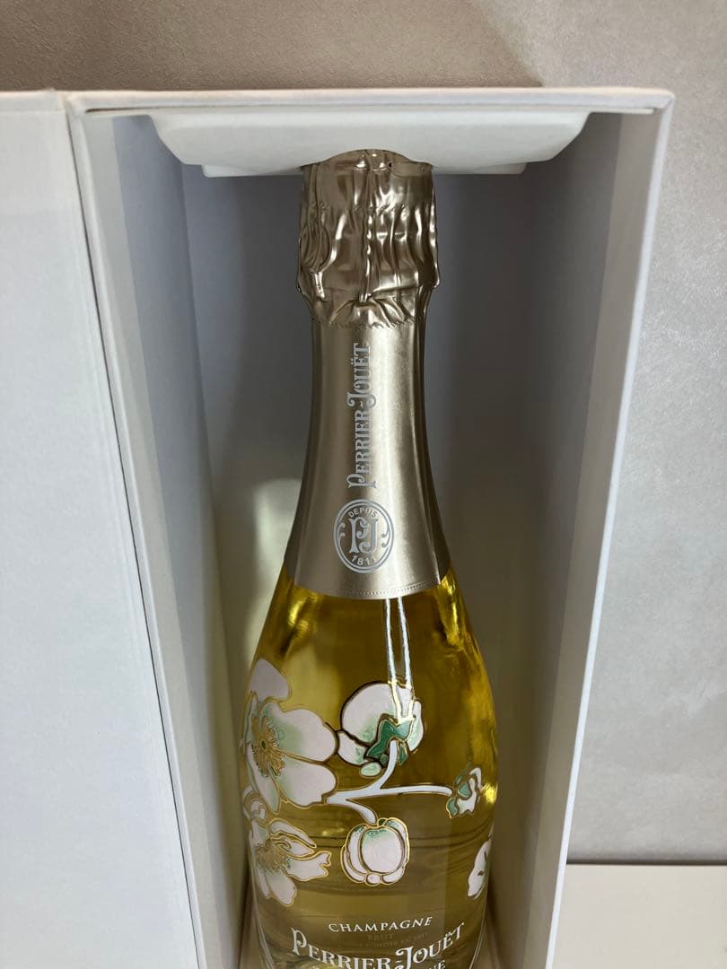 PERRIER-JOUËT 2018 750ml シャンパン 【4600①】
