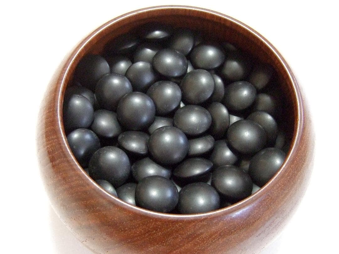 蛤碁石 那智黒石 38号碁石 白179個 黒181個 特大碁筍 / 囲碁