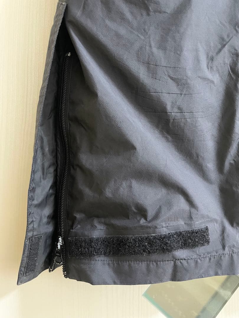 サンラインGORE-TEXゴアテックスフィッシングスーツ Mサイズ釣り海釣り