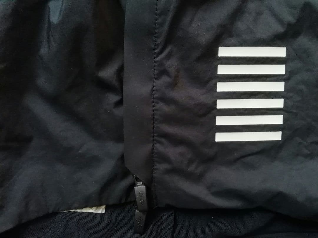 ラファ pro team インシュレジレ Mサイズ