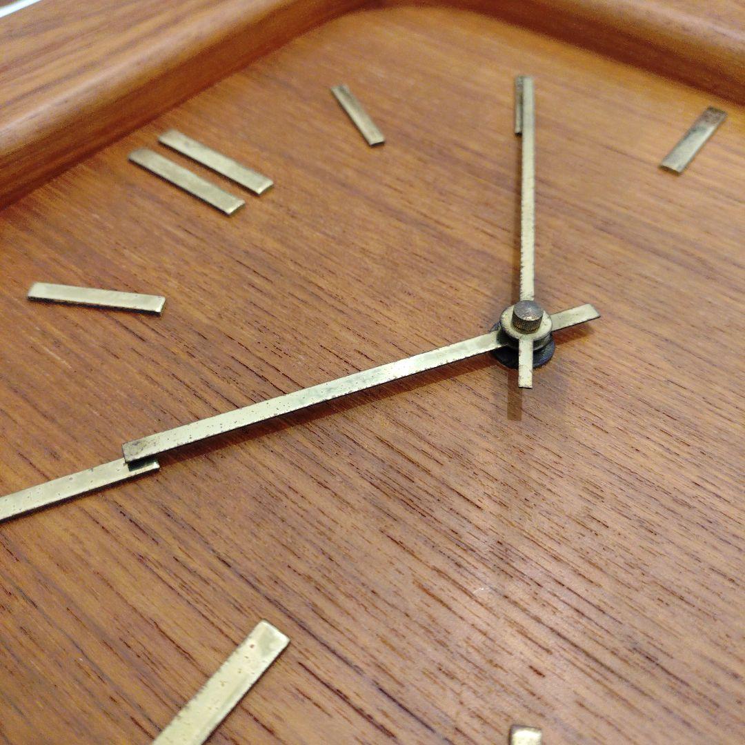 チーク材　壁掛け時計　デンマーク製　動作確認済み　1960年代　ヴィンテージ