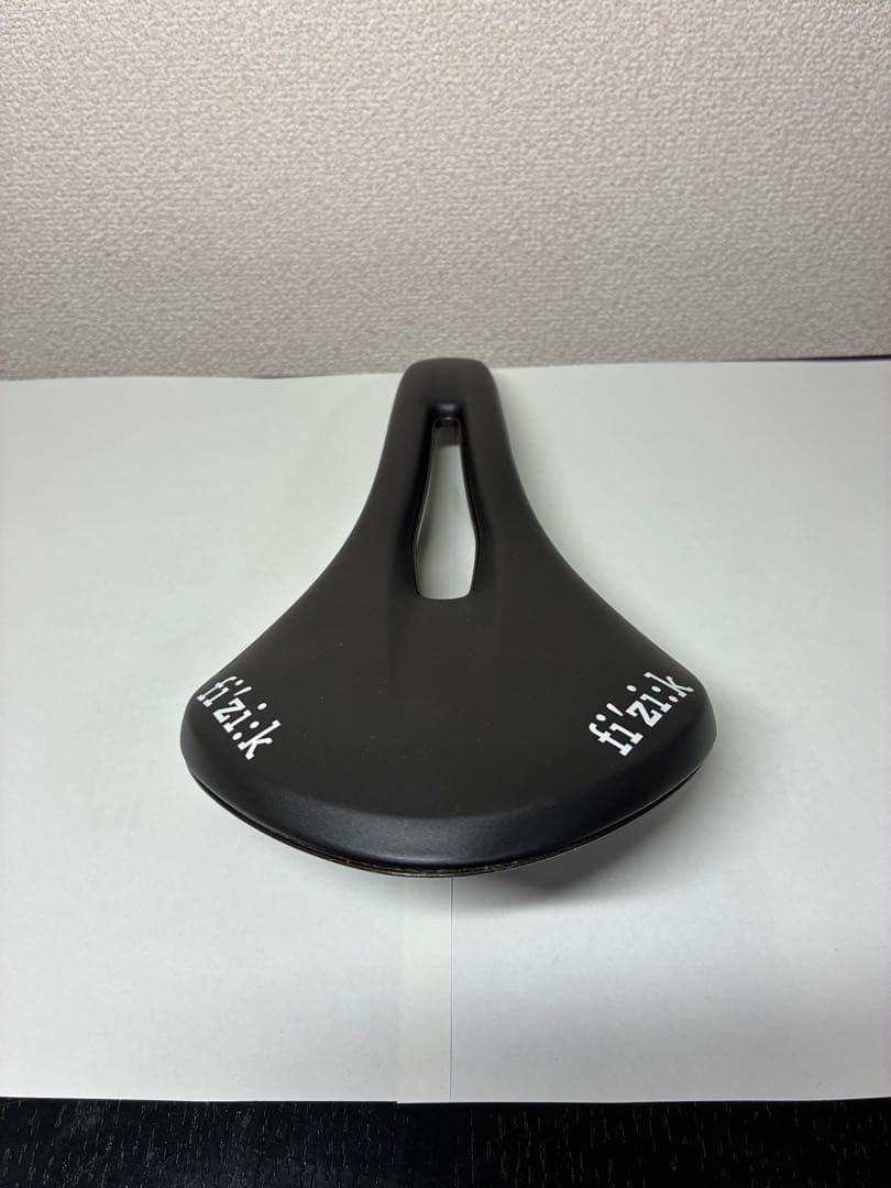 フィジーク ALIANTE TEMPO R5 S-Alloy サドル　145mm