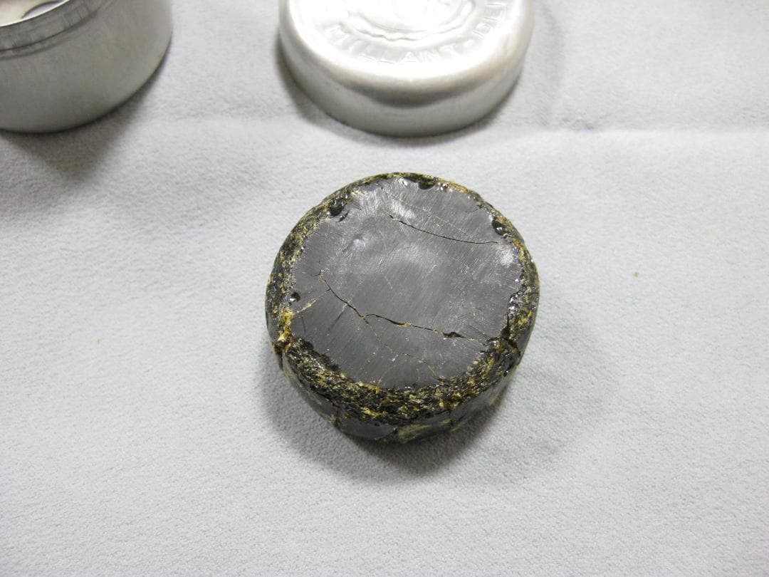 希少！ フランス製 ミラン Millant アルミ缶 松脂 オールドロジン