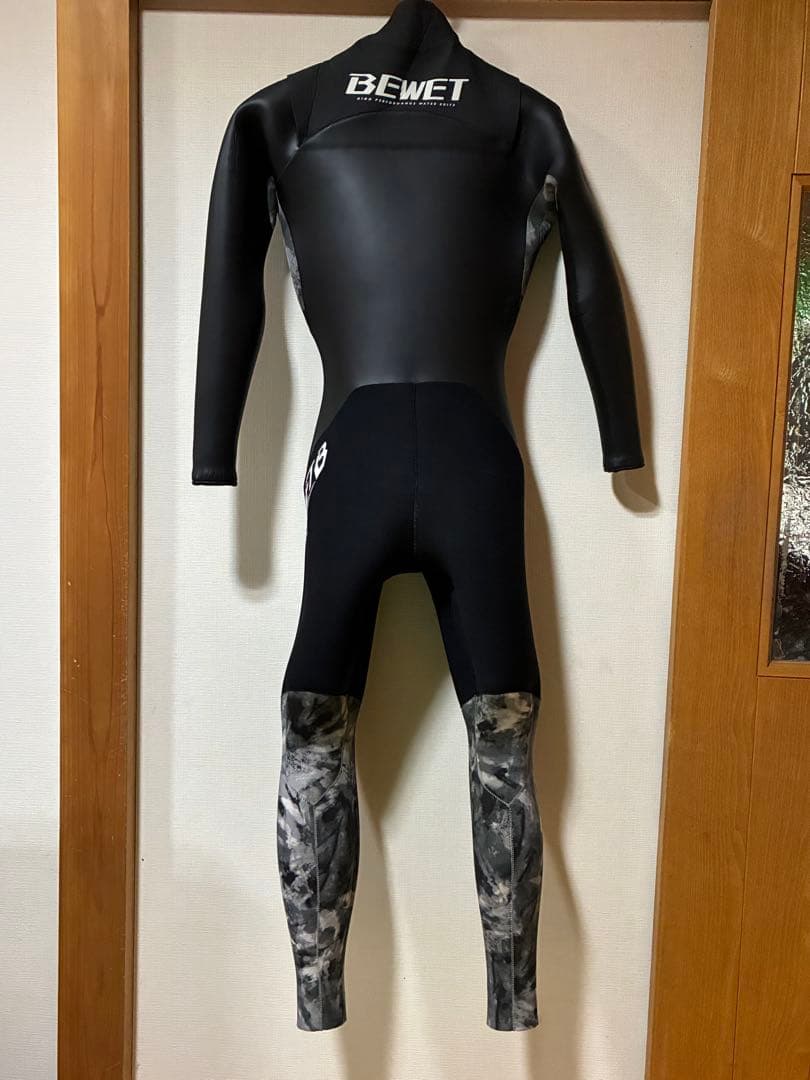 BEWET セミドライスーツ裏起毛