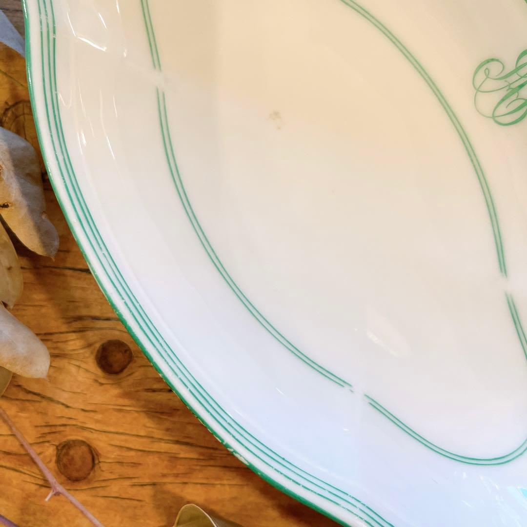 B パリ窯　グリーンラインが素敵なラヴィエ