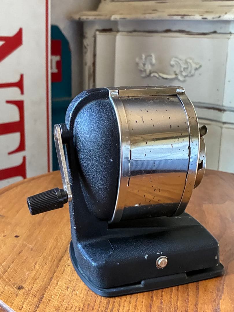 アンティーク　鉛筆削り　ペンシルシャープナー　Boston アメリカ