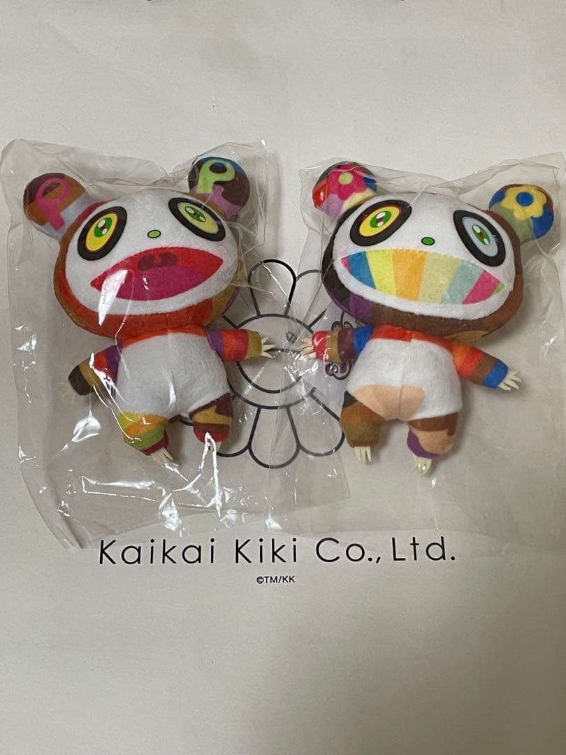 『新品』送料込み　パンダ親子　キーホルダー　カイカイキキ