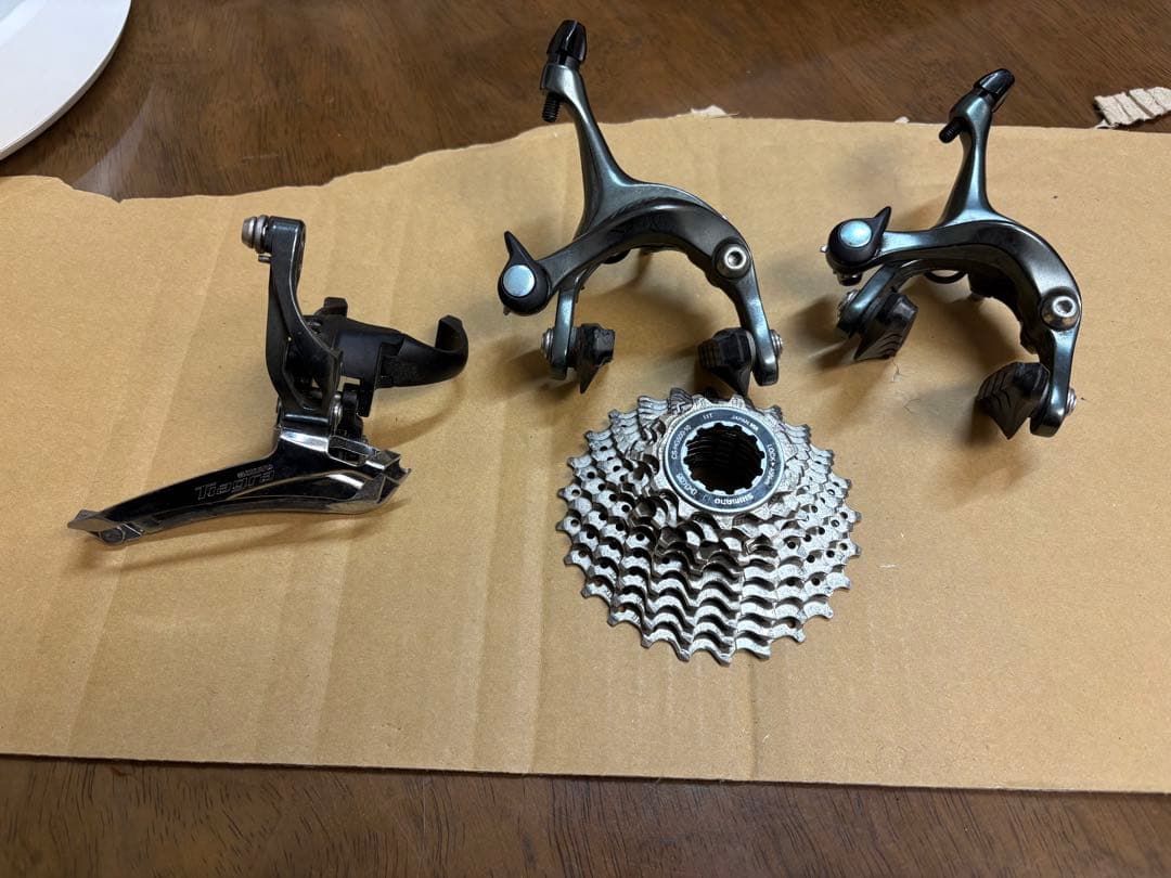 Shimano Tiagra 4700 コンポーネントセット