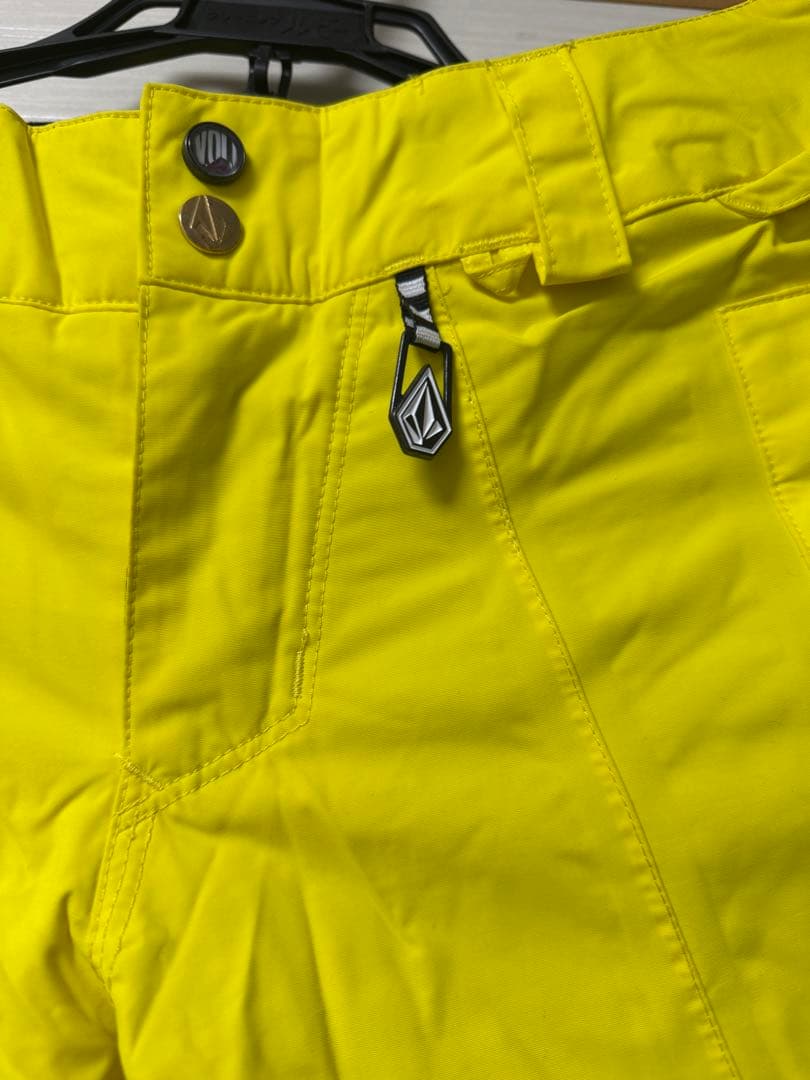 VOLCOM 上下セット 女性用スノーボードウェア マルチカラー