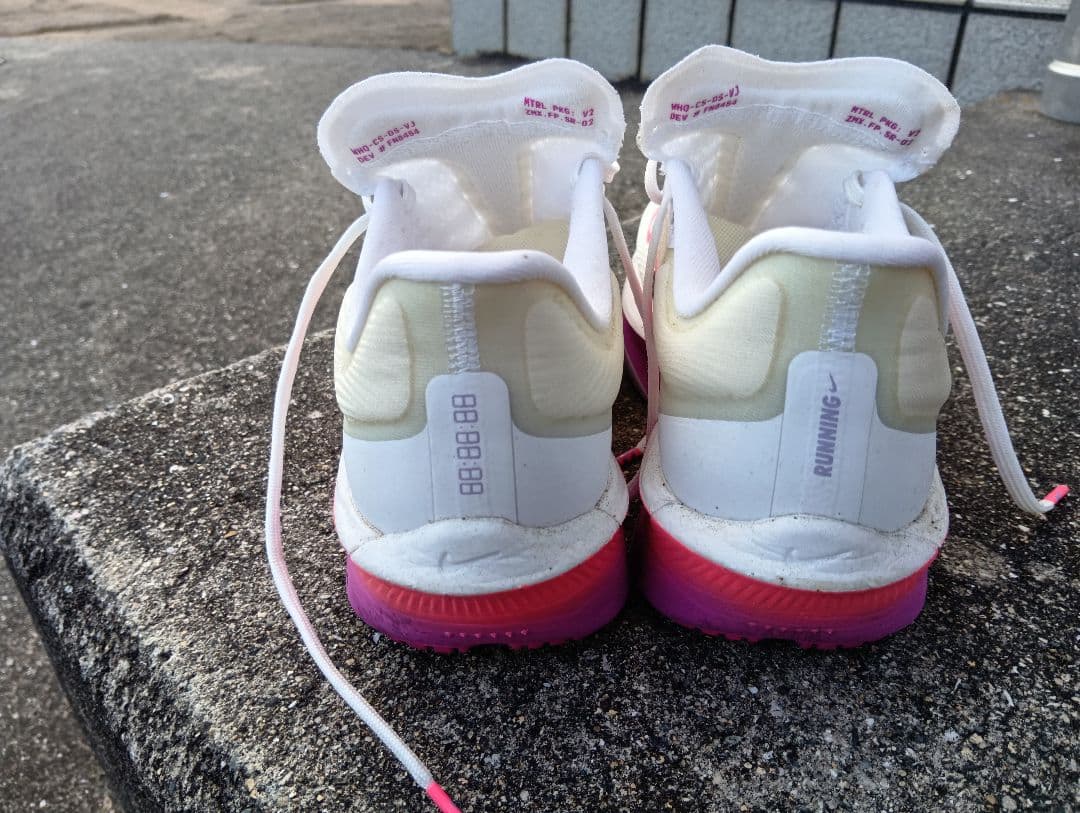 値下げ美品Nike Zoom Fly6 ランニングシューズ 22.5