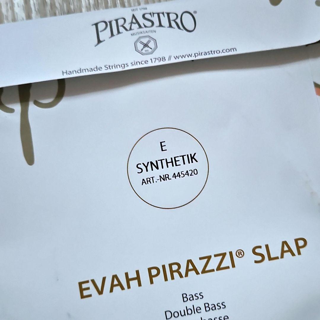 新品・未使用品【コントラバス弦】エバ・ピラッツィ・スラップ　ナイロン4弦セット