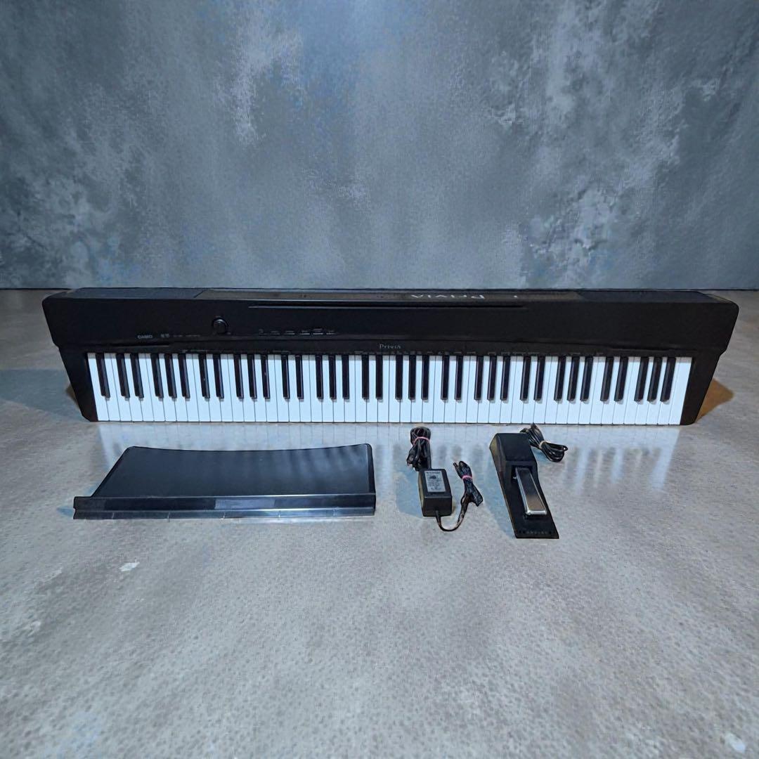【本格派入門機】CASIO PX-135 88鍵盤 電子ピアノ　ブラック ペダル
