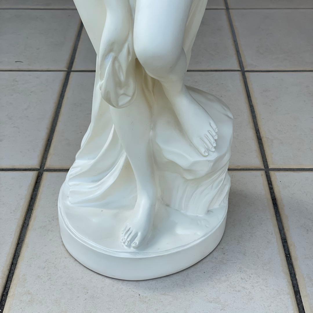 湯浴みするヴィーナス