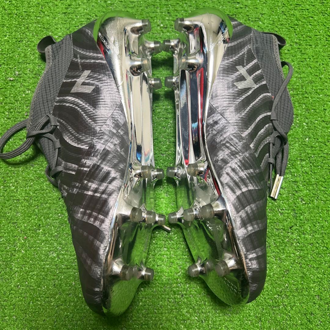 adidasサッカースパイク