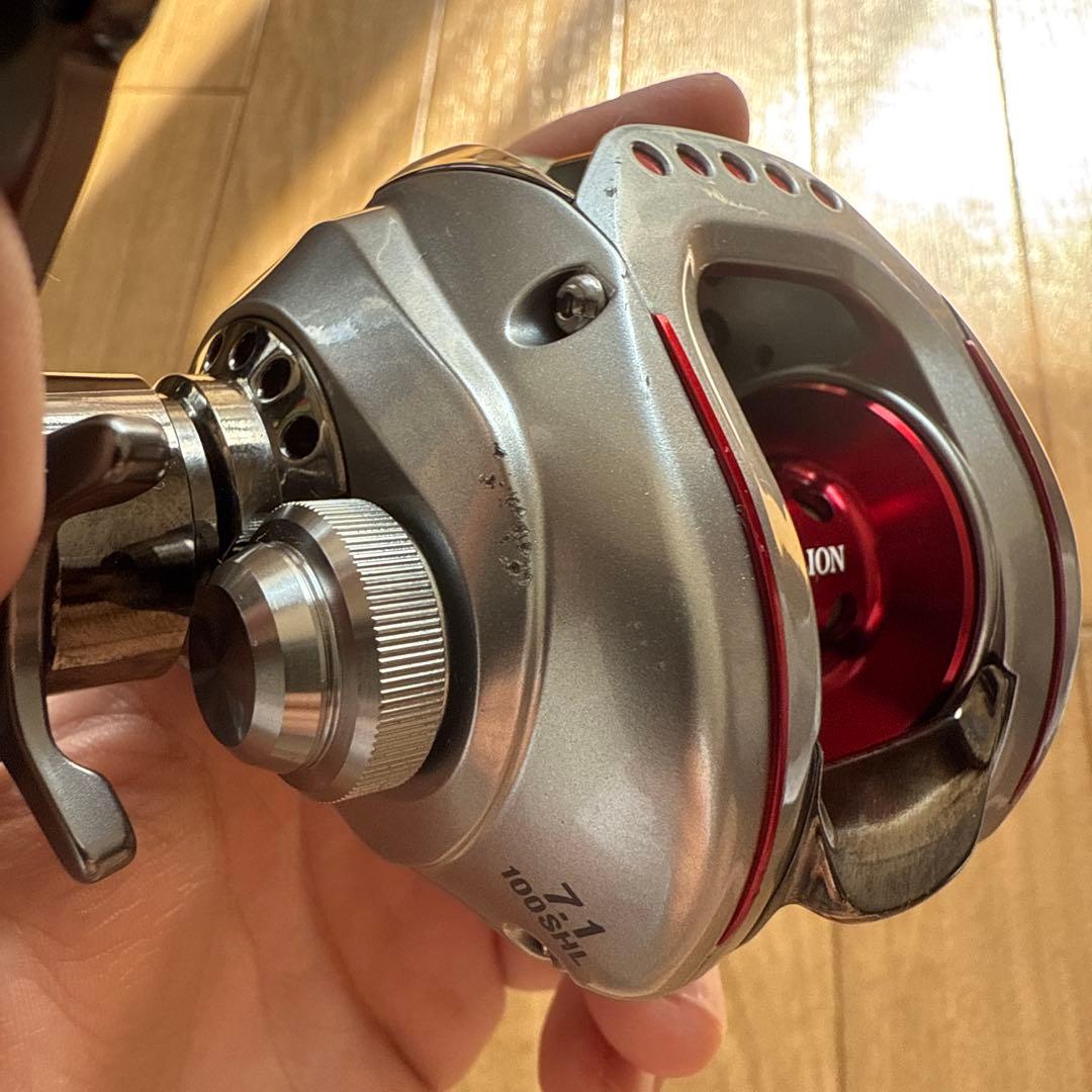 Daiwa ZILLION 100SHL 左ハンドル