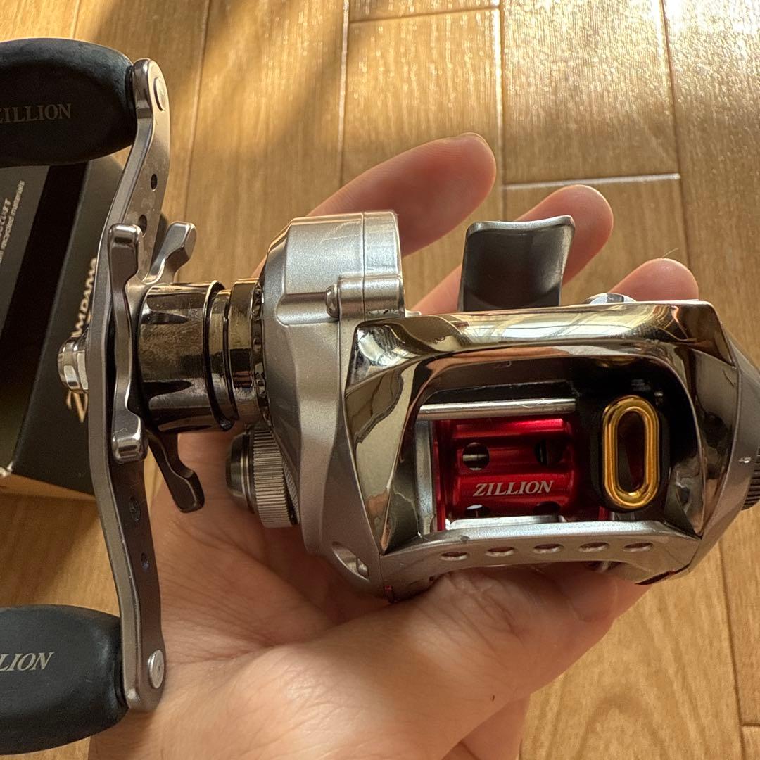 Daiwa ZILLION 100SHL 左ハンドル