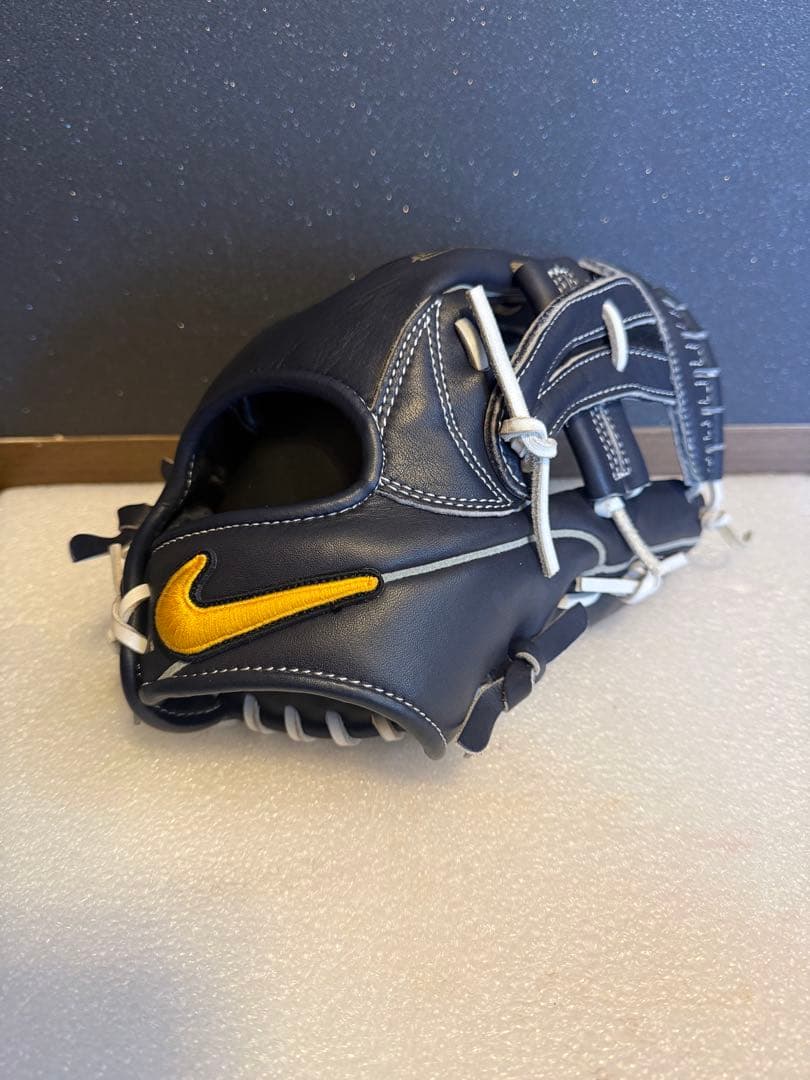★極美品★希少★ NIKE ナイキ 一般軟式 内野手用 良型