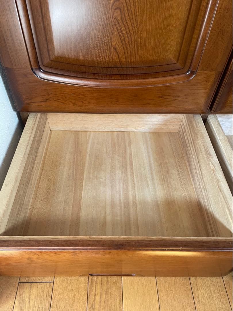 木製収納タンス 引き出し付き ブラウン　婚礼ダンス