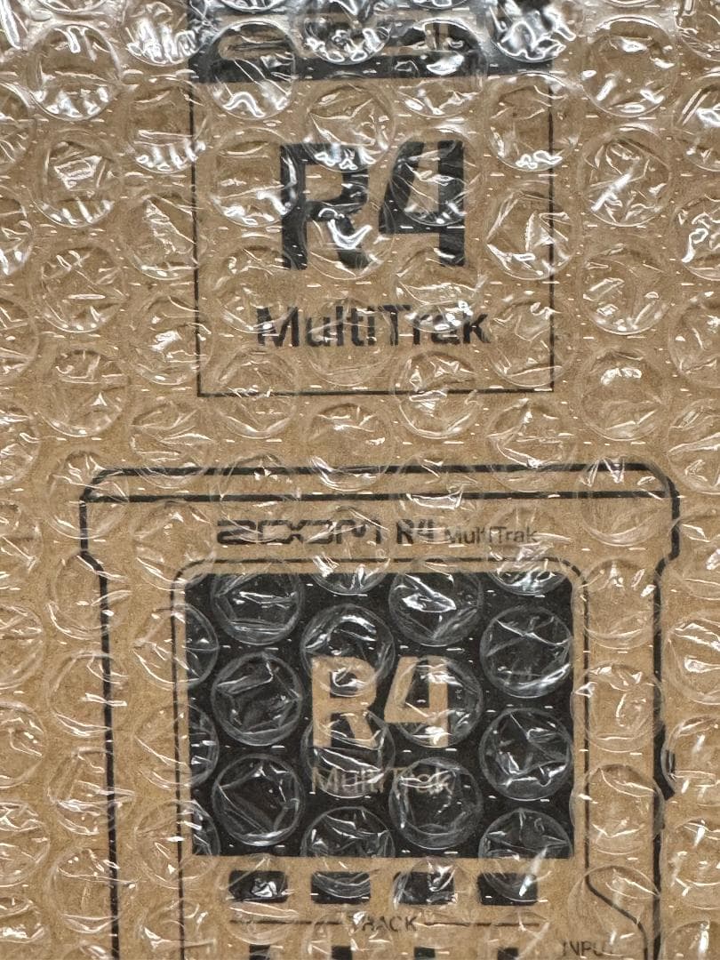 Zoom R4 MultiTrak 新品 未使用 未開封 値下げ！