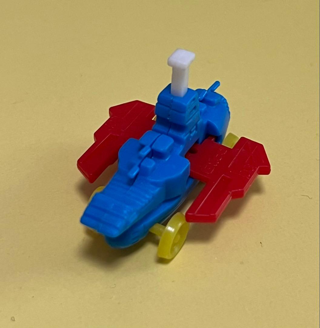 グリコおまけ　宇宙空母ブルーノア(左右展開型) 当時物　昭和レトロ