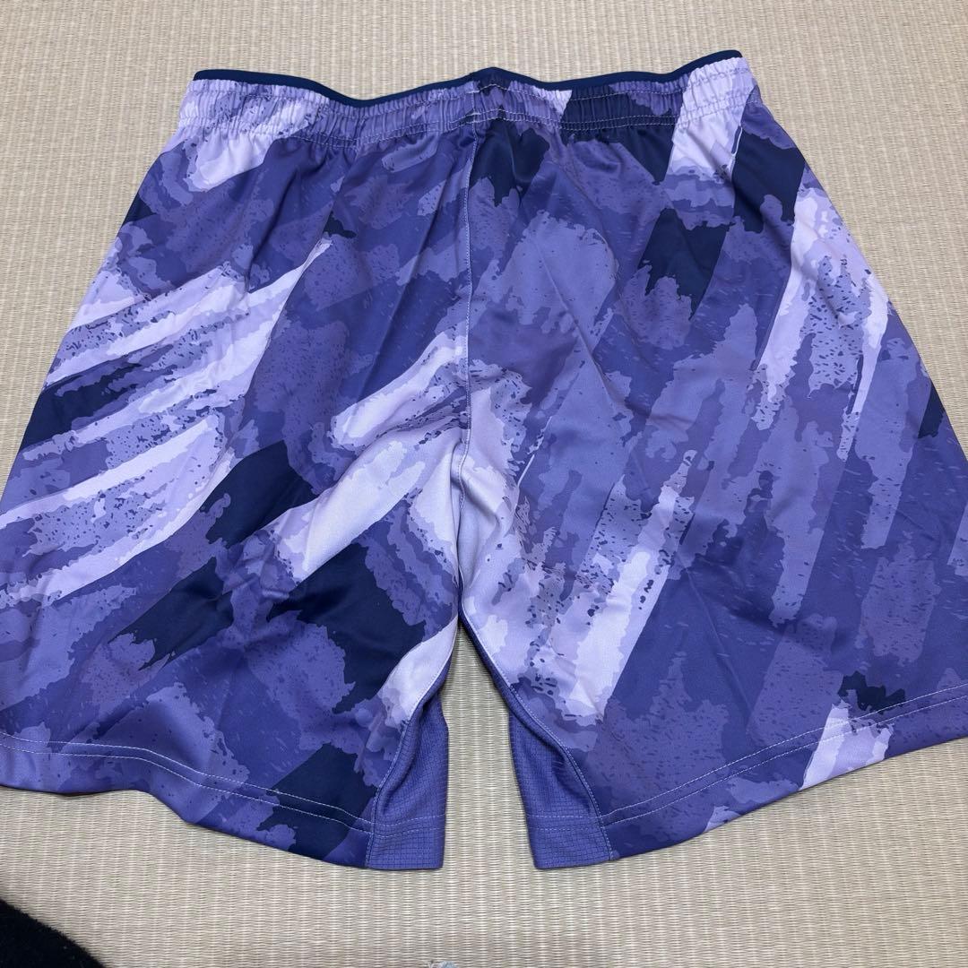 【ほぼ新品】ハーフパンツ　Oサイズ　ヨネックス　テニス　バドミントン 中国代表